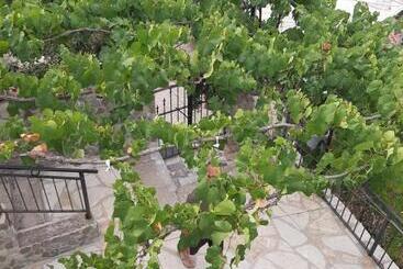 تختخواب و صبحانه Valentina Rooms