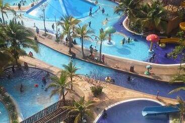 Hotel Marose Gold Coast Morib