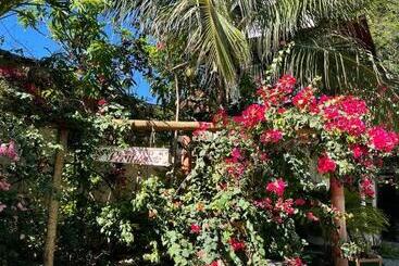 ユースホステル Pousada Maré