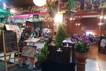 Отель Rose Guesthouse Chiangmai
