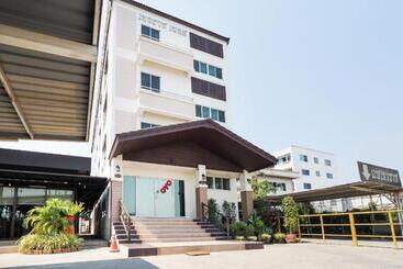 فندق Taevaraj Place