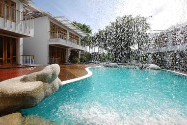 Hotel White Sand Samui Resort