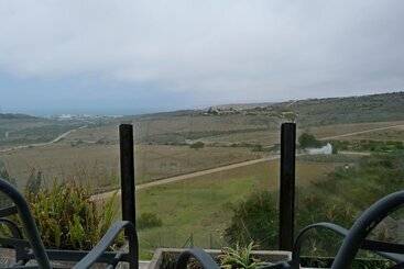 ベッドアンドブレックファースト Fly Me To The Moon Guesthouse