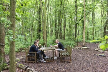 تختخواب و صبحانه Lithium Bed Zen & Breakfast