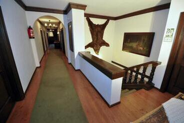 Hotelli Gasthof Tell