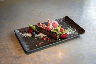 Otel Rocket Rooms Velden