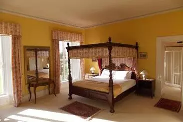 Ash Hill B & B