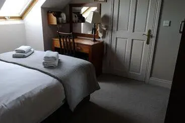 Bed and Breakfast Glen Gat House