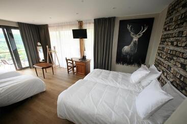 ホテル La Fête Au Palais