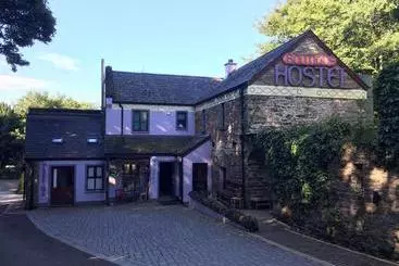 Moville Boutique Hostel & Apartments