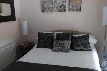 مبيت وإفطار Ballinwillin House