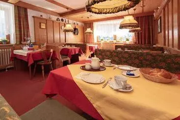 تختخواب و صبحانه Gästehaus Marco