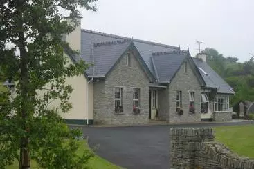 Bed and Breakfast The Cove Lodge