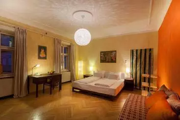 هتل Arte Vida Boutique Guesthouse