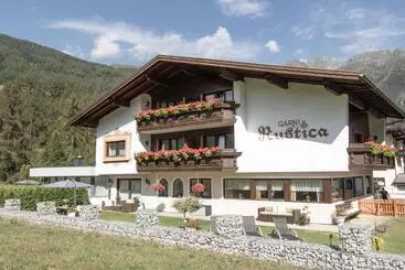 Hotel Garni Rustica