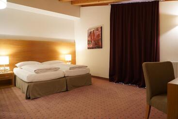 Quality Hosts Arlberg Hotel Goldenes Kreuz B&b