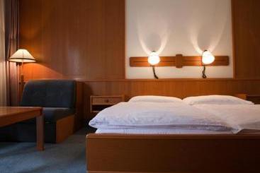 Hotelli Ungarische Krone