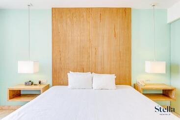 A Nah Apartments, Rooftop Pool, Walking Distance To 5th Avenue