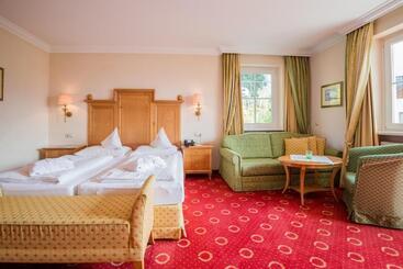 ホテル Alpenschlössl