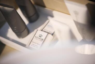 호텔 Hôtel L Ecrin D ô