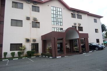 Hotel New Golden