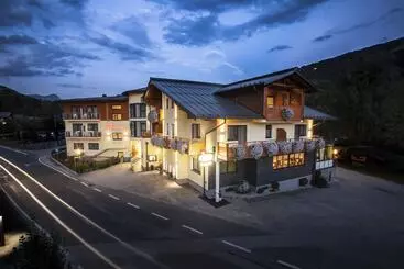 Hotel Zirngast