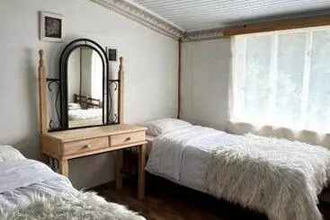 تختخواب و صبحانه Artsiv Guesthouse