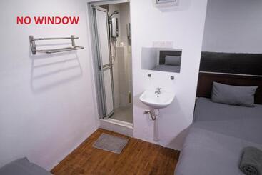 ユースホステル Heritage Inn