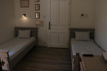 צימר Fogadó A Patkolókovácshoz Vendégház Szekszárd