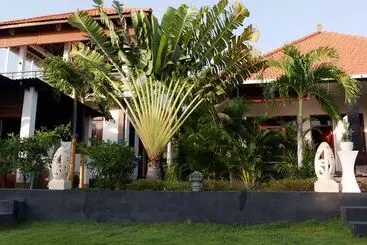 Nocleg ze śniadaniem Ocean Villa Dive Resort Tulamben