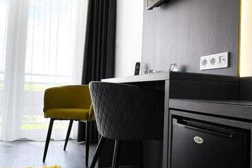 Hotelli Csopak Resort & Lake