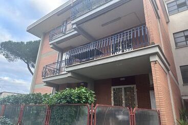 Pensione Room In B&b Comfortable Room With Spacious Kitchen Suite Colosseo