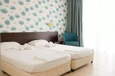 Hotel Ema