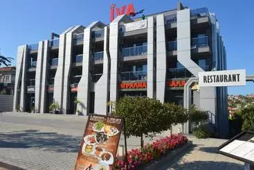 Szálloda Iva Resort