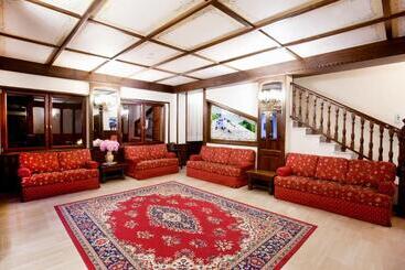 בית מלון כפרי Sporting