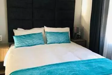 ペンション Elihle Guest House