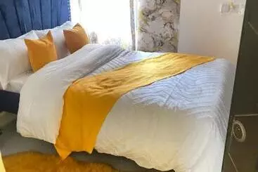 تختخواب و صبحانه Blessed Homes