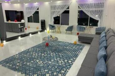 Hôtel استراحة وشاليهات عزيزه