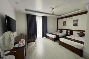 Khách Sạn Moonlight   Sen Biển Hotel   Lc Sầm Sơn