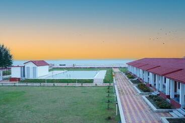 Resort Tarangamala On Beach