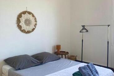 ベッドアンドブレックファースト Les Alyscamps