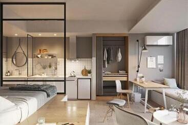 هتل Flower Climbs