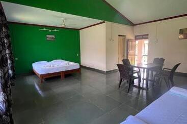 Green Valley Jungle Resort