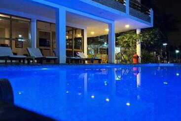 Hotel La Fogata Del Sur