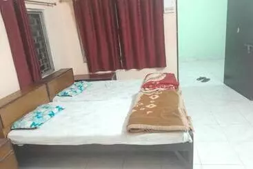 Pensiune Giriraj Darshan