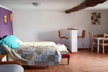 پانسیون Domaine De La Quinta Fenix Studio Familial Avec Cuisine