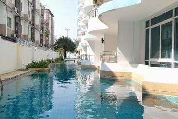 Aparthotel The Beach Bangsaen Condo Sea View Room 327 62 Top Floor Free Netflix