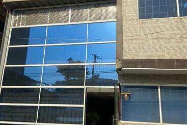 هتل کپسول Di Mar