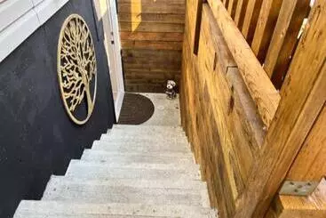 Majatalo Yellow Door Suite