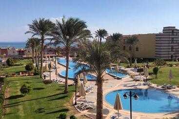 هتل آپارتمان بورتو ساوث بيتش العين السخنة